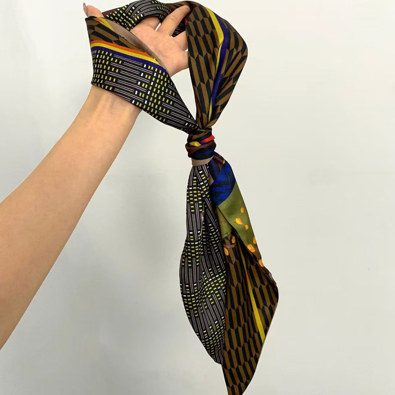 Luksusowa Apaszka Jedwabna z D – Women Bags On Sale recenzja i cena