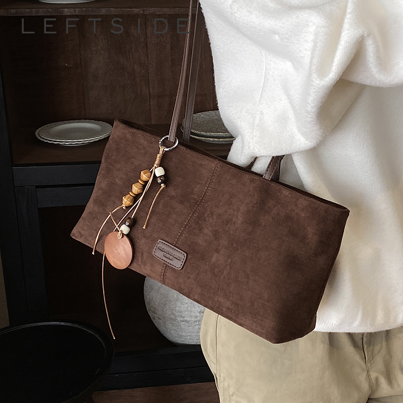 LEFTSIDE Retro Zamszowa Torba  – Women Bags 2026 Trends recenzja i cena